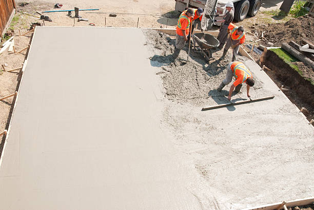 Professional Concrete contractor in MI